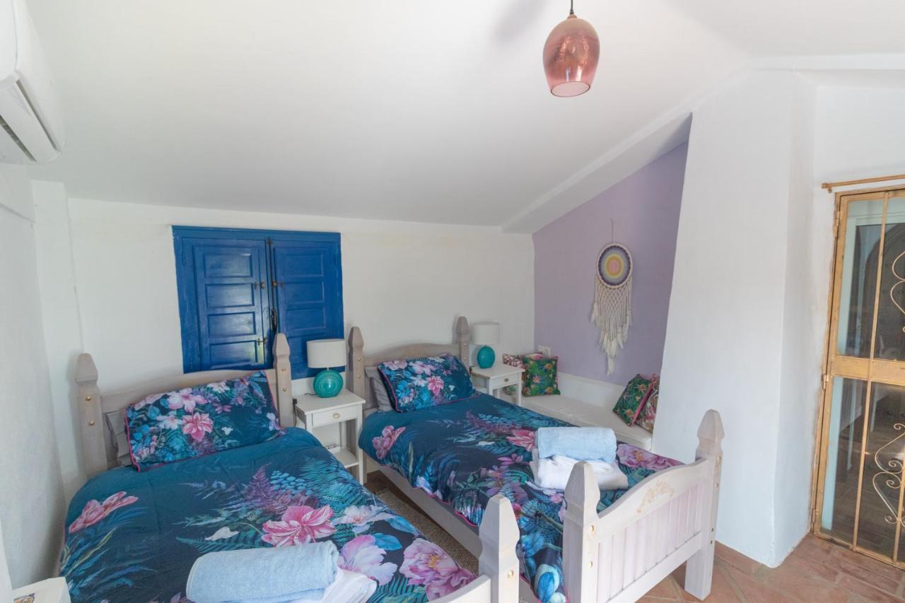 Dragonfly House Spain Антекуера Екстериор снимка